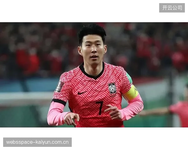 韩国队边路进攻依赖孙兴慜的体能消耗，净胜球产出效率成晋级关键。